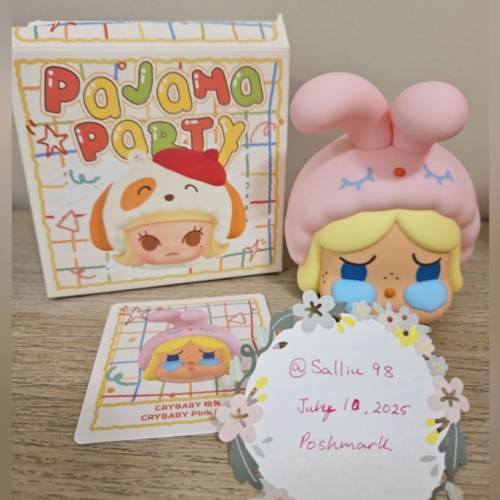 Popmart Crybaby Earphone Case